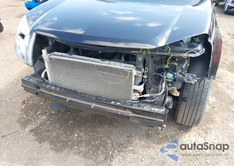 2008 Chevrolet Equinox Ls z USA, uszkodzony, nr VIN 2CNDL13F686037101